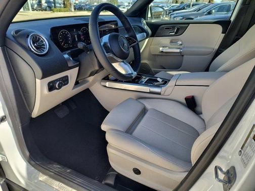 2025 Mercedes-Benz GLB 250 Base