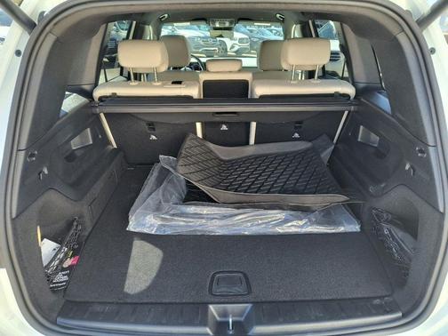 2025 Mercedes-Benz GLB 250 Base