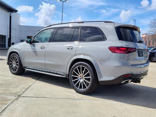 2026 Mercedes-Benz GLS 450 4MATIC