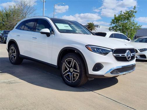 2026 Mercedes-Benz GLC 300 4MATIC