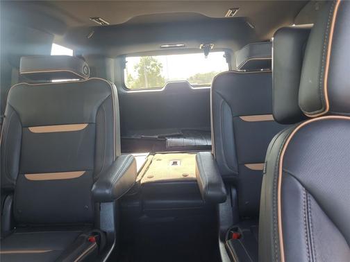 2024 GMC Yukon 4WD AT4