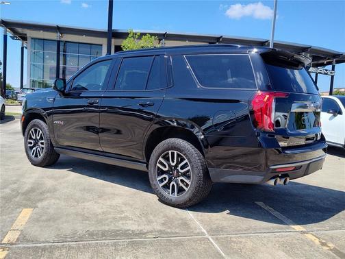 2024 GMC Yukon 4WD AT4