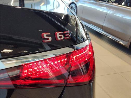 2026 Mercedes-Benz AMG S 63 E 4MATIC