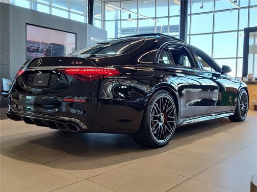 2026 Mercedes-Benz AMG S 63 E 4MATIC