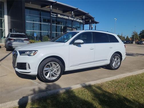 2023 Audi Q7 55 Premium