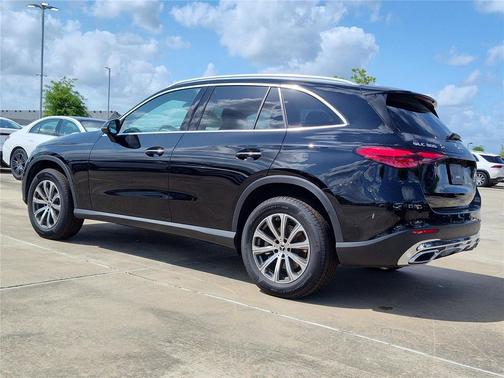 Black 2026 Mercedes-Benz GLC 300 Base