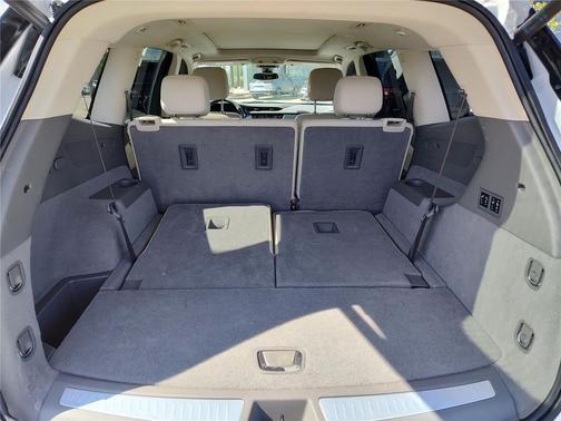 2023 Cadillac XT6 Premium Luxury FWD