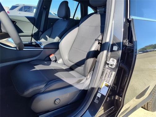 2026 Mercedes-Benz GLC 300 Base