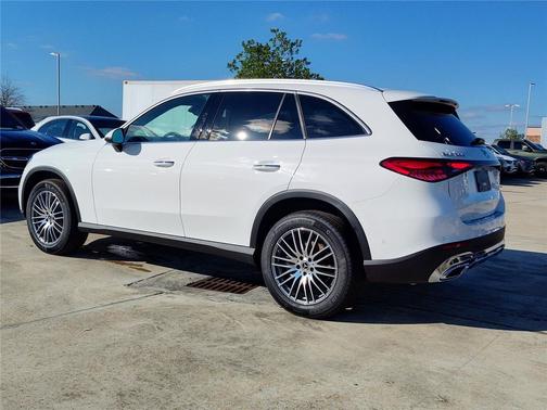 2026 Mercedes-Benz GLC 300 Base