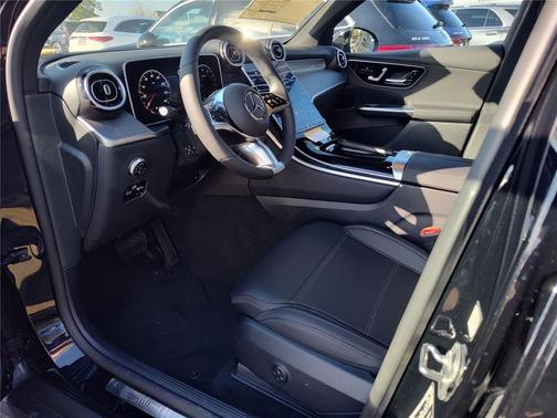 BLACK 2026 Mercedes-Benz GLC 300 Base