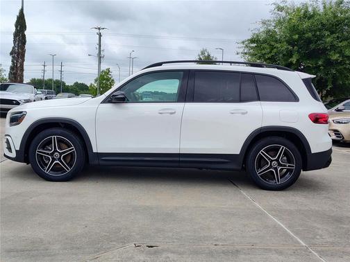 Polar White 2024 Mercedes-Benz GLB 250 Base