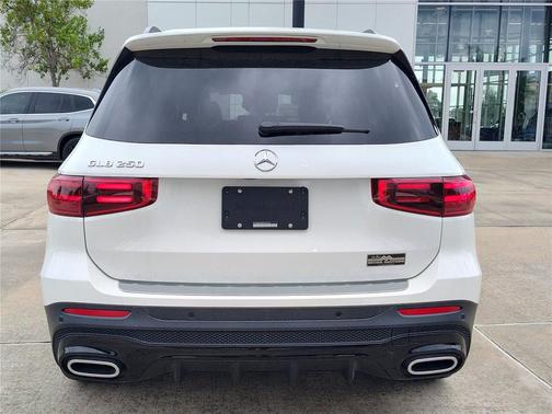 Polar White 2024 Mercedes-Benz GLB 250 Base