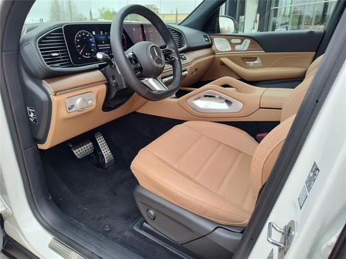 2025 Mercedes-Benz GLS 450 4MATIC