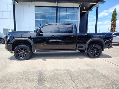 2024 GMC Sierra 2500 AT4