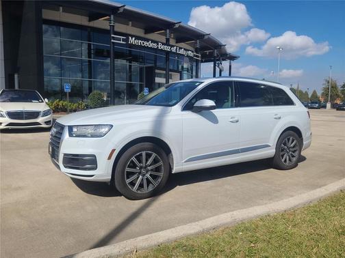 2019 Audi Q7 45 Premium Plus