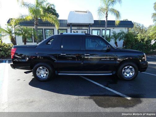 2004 Cadillac Escalade EXT Base