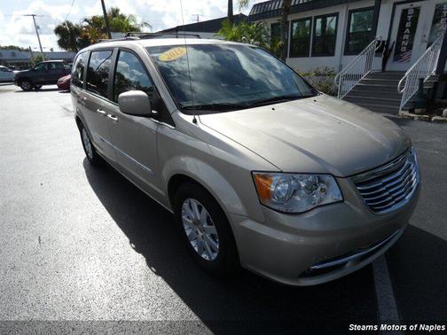 2015 Chrysler Town & Country Touring