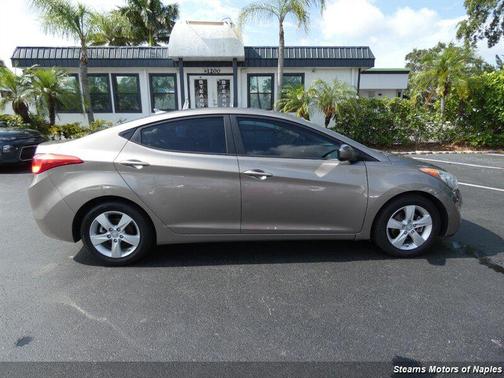 Desert Bronze 2013 Hyundai ELANTRA GLS
