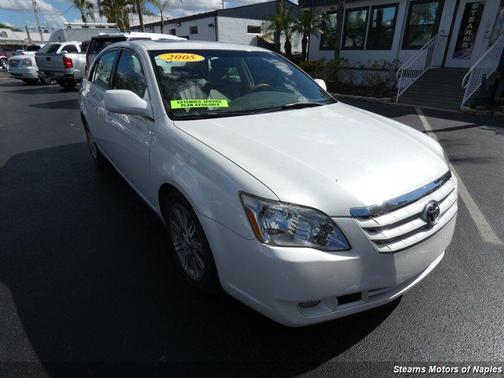2005 Toyota Avalon Limited