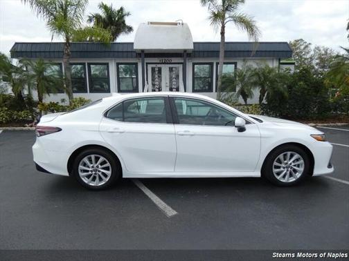 2022 Toyota Camry LE