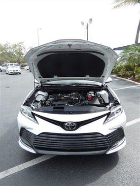2022 Toyota Camry LE