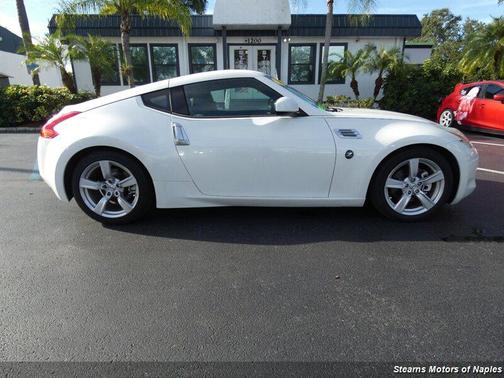 2010 Nissan 370Z Base