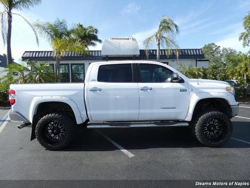 2014 Toyota Tundra SR5