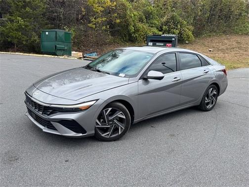 2024 Hyundai ELANTRA Limited