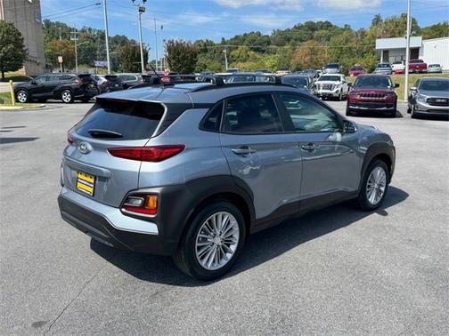 2021 Hyundai KONA SEL