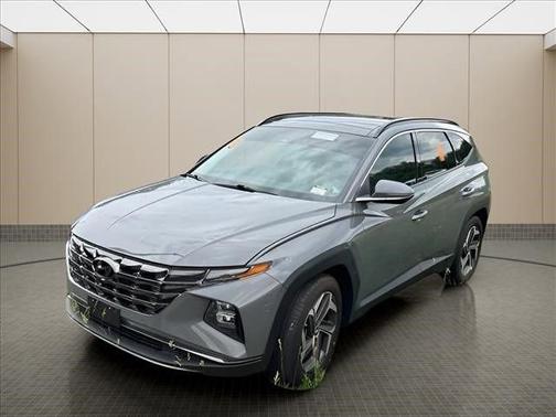 Gray 2024 Hyundai TUCSON Limited
