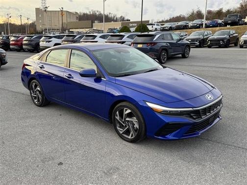 2025 Hyundai ELANTRA SEL Convenience
