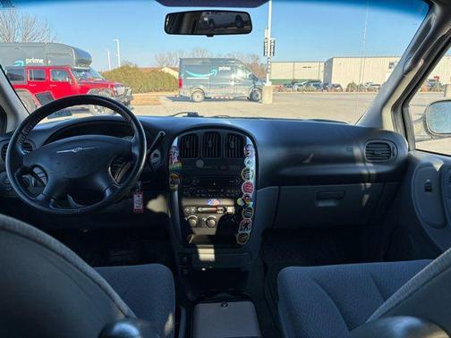 2006 Chrysler Town & Country Touring