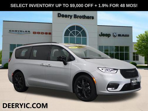 Silver Mist Clearcoat 2026 Chrysler Pacifica Limited