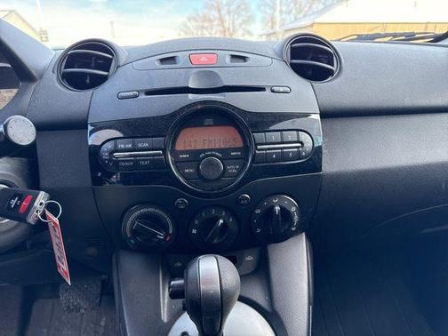 2011 Mazda Mazda2 Touring