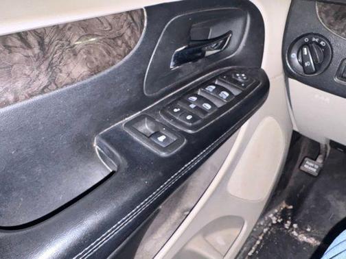 2011 Dodge Grand Caravan Crew