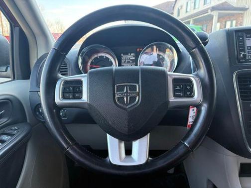 2011 Dodge Grand Caravan Crew