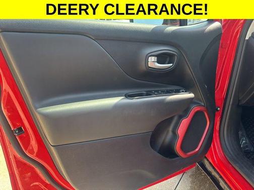 2023 Jeep Renegade Trailhawk