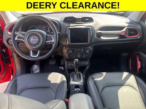 2023 Jeep Renegade Trailhawk