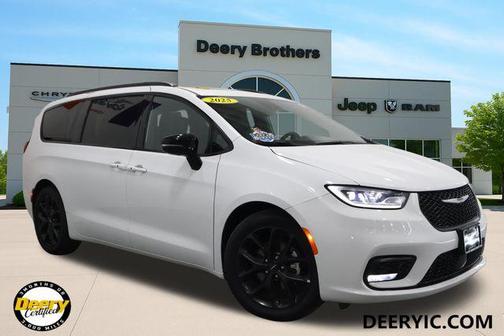 2025 Chrysler Pacifica Limited