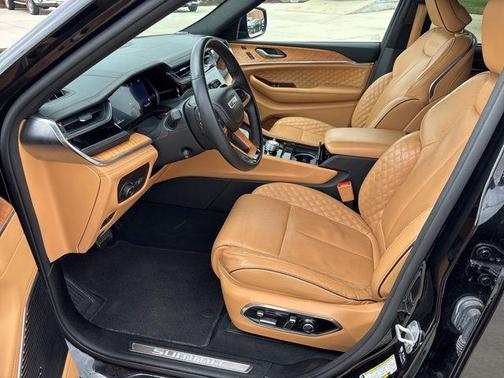 2024 Jeep Grand Cherokee Summit