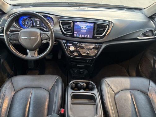 2020 Chrysler Pacifica L