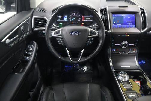 Star White Metallic Tri-Coat 2020 Ford Edge Titanium