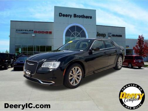 2017 Chrysler 300 Limited