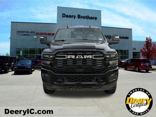 2025 RAM 2500 Big Horn Crew Cab 4x4 8' Box