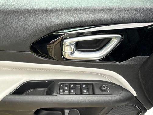 Bright White Clearcoat 2025 Jeep Compass Limited