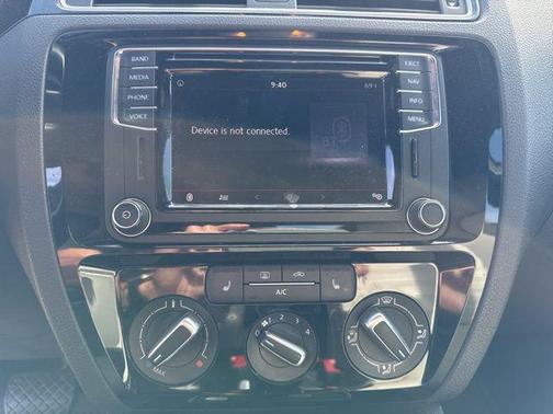2017 Volkswagen Jetta 1.8T Sport