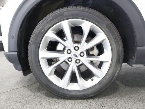Star White Metallic Tri-Coat 2021 Ford Explorer Platinum