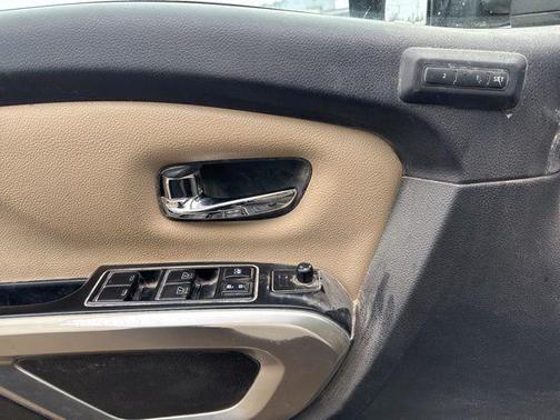 2016 Nissan Titan XD SL