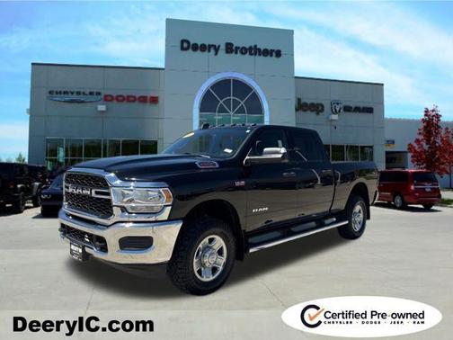 2021 RAM 2500 Tradesman Crew Cab 4x4 6'4' Box