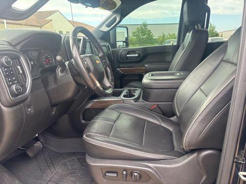 2022 Chevrolet Silverado 2500 High Country